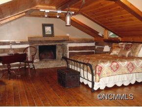 14 Canyon Cove Candler NC 28715