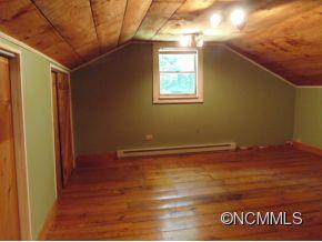 14 Canyon Cove Candler NC 28715