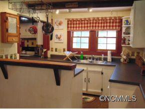 14 Canyon Cove Candler NC 28715