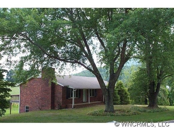 458 Flat Creek Road Fairview NC 28730