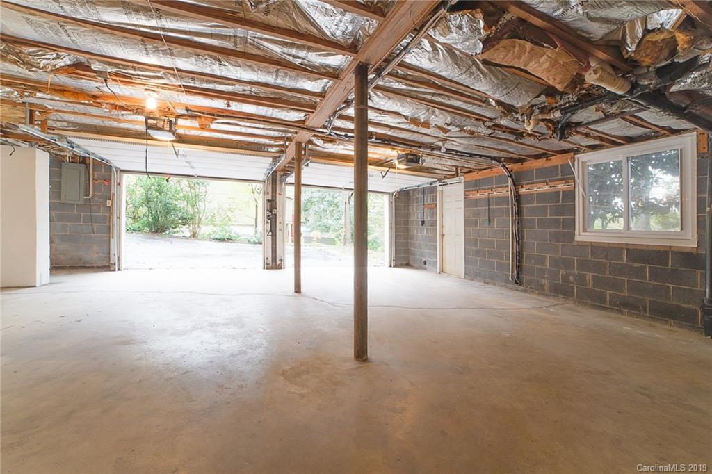 41 Captains Drive Candler NC 28715