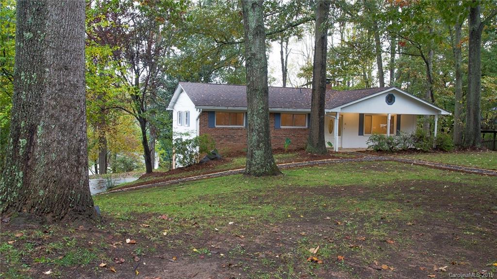 41 Captains Drive Candler NC 28715