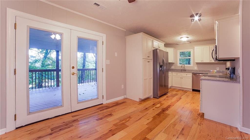 41 Captains Drive Candler NC 28715