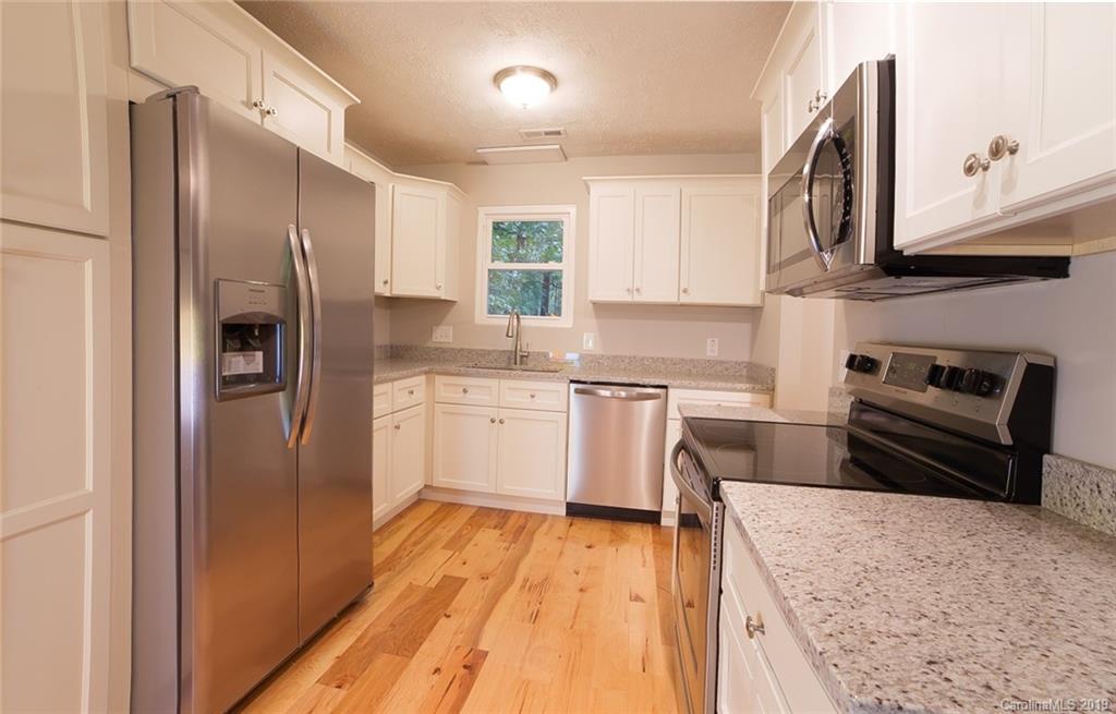 41 Captains Drive Candler NC 28715