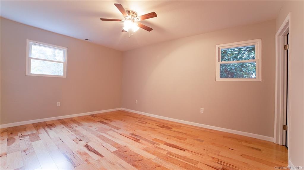 41 Captains Drive Candler NC 28715