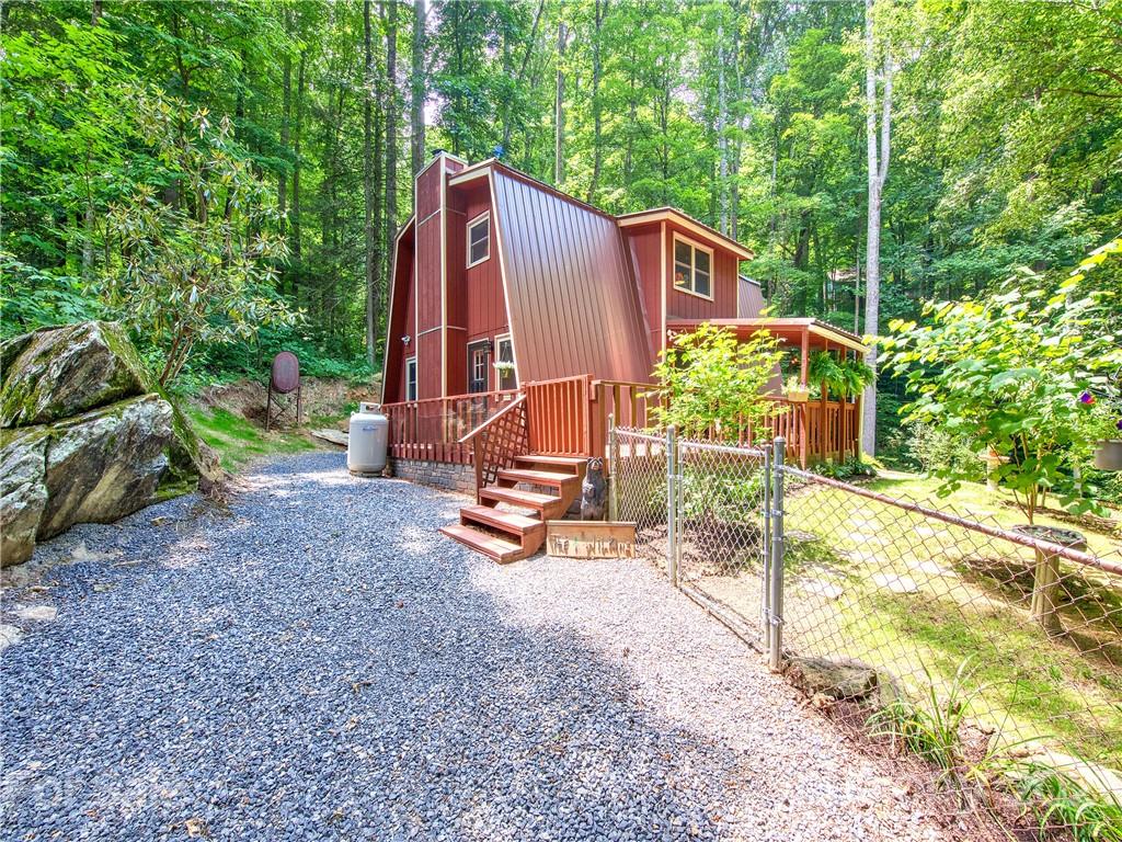 385 Reuben Branch Road Maggie Valley NC 28751