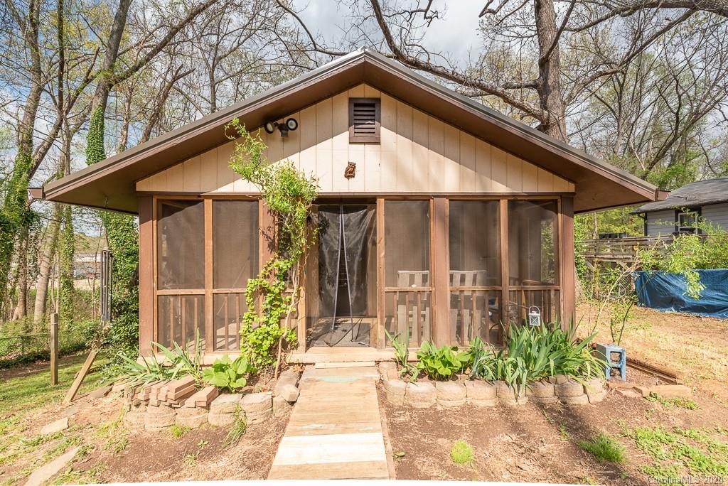 10 Oak Hill Circle Asheville NC 28806
