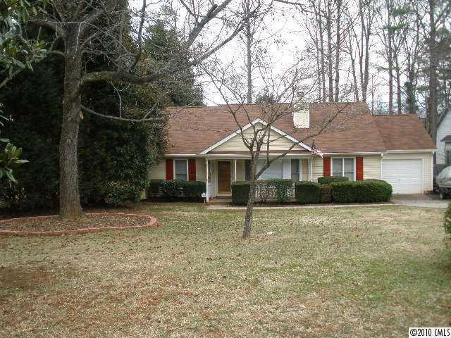 8138 Ashwood Drive Charlotte NC 28215