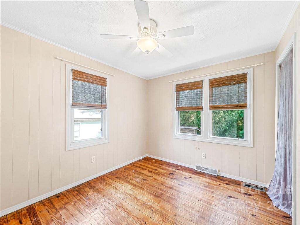 37 Wilmington Street Asheville NC 28806