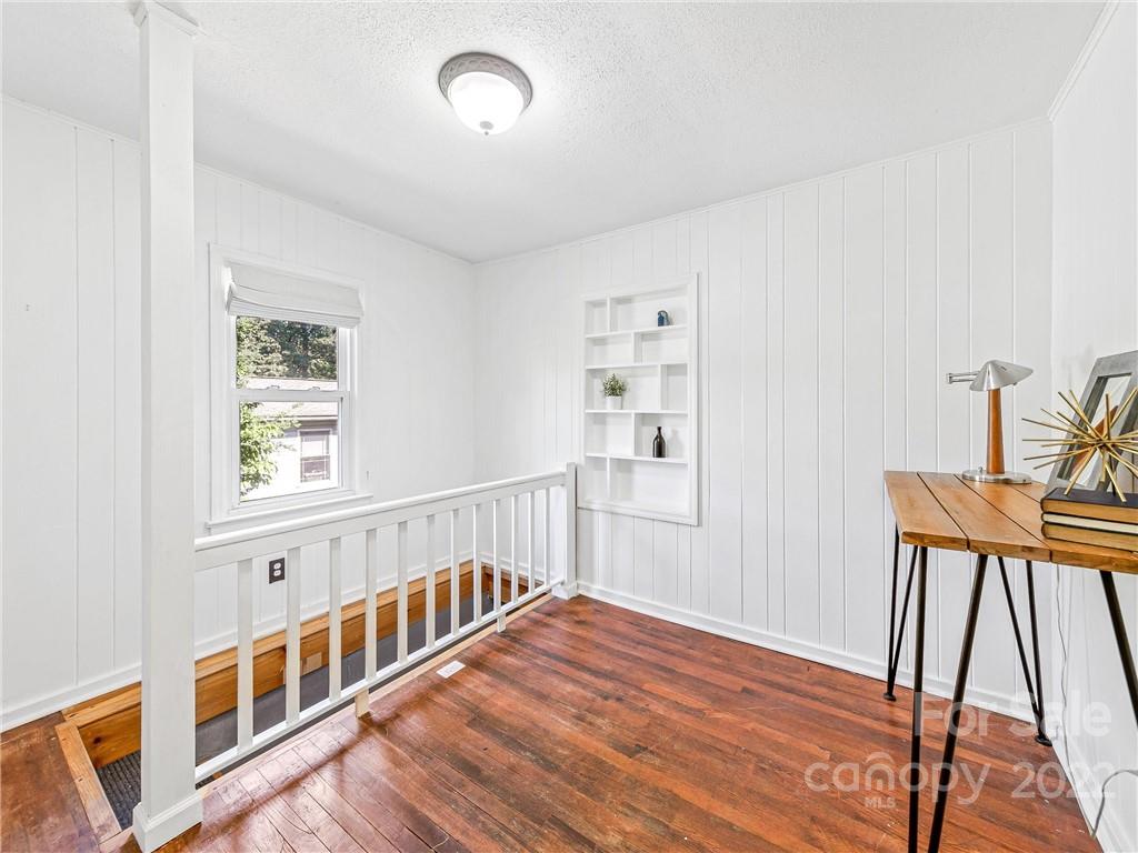 37 Wilmington Street Asheville NC 28806