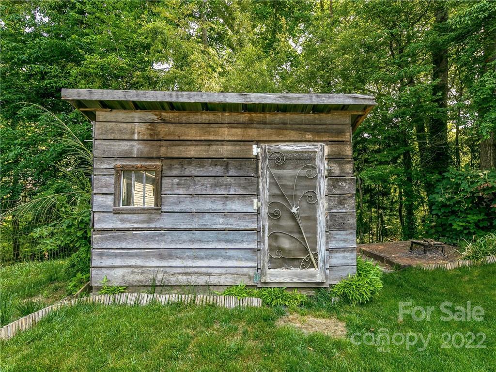 37 Wilmington Street Asheville NC 28806