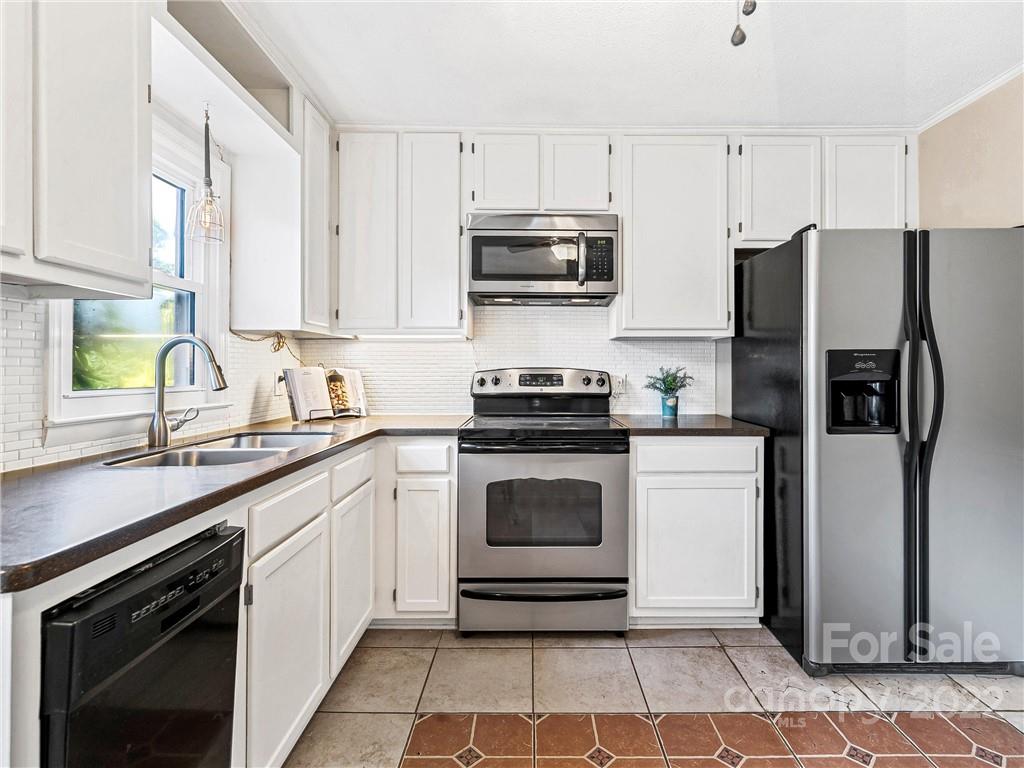 37 Wilmington Street Asheville NC 28806