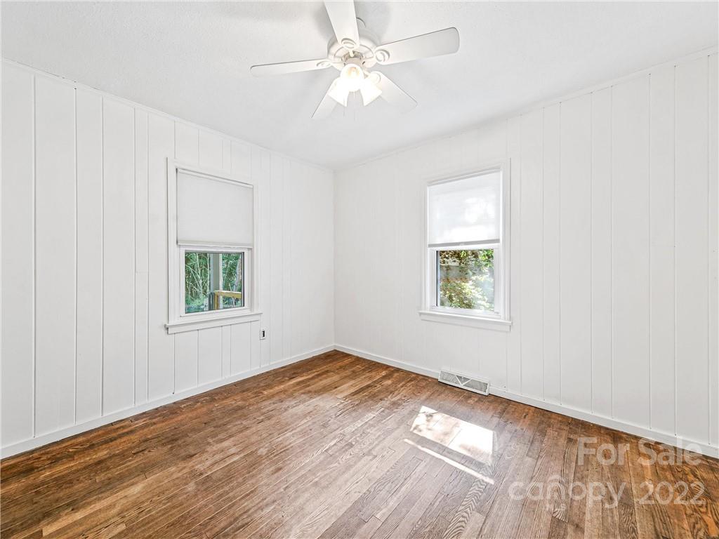 37 Wilmington Street Asheville NC 28806
