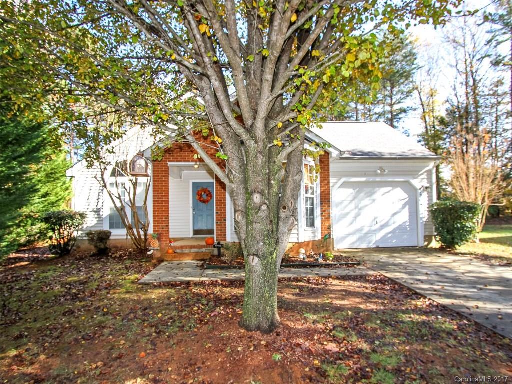7204 Preakness Stakes Lane Charlotte NC 28215