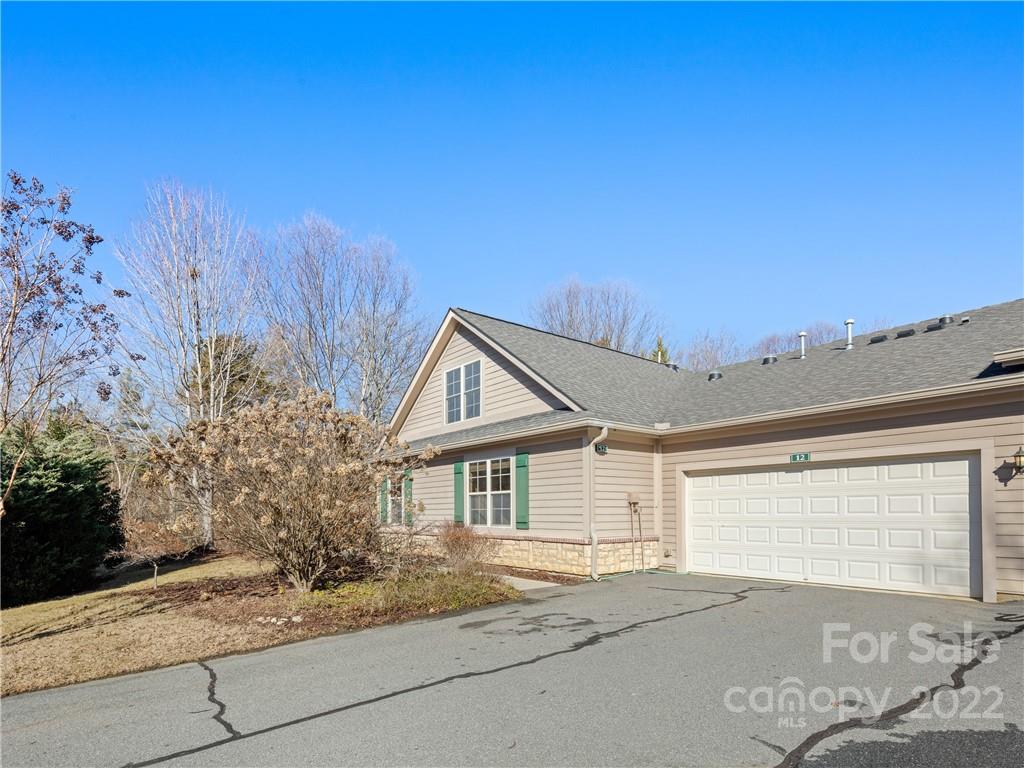 12 Mountain Meadow Circle Weaverville NC 28787