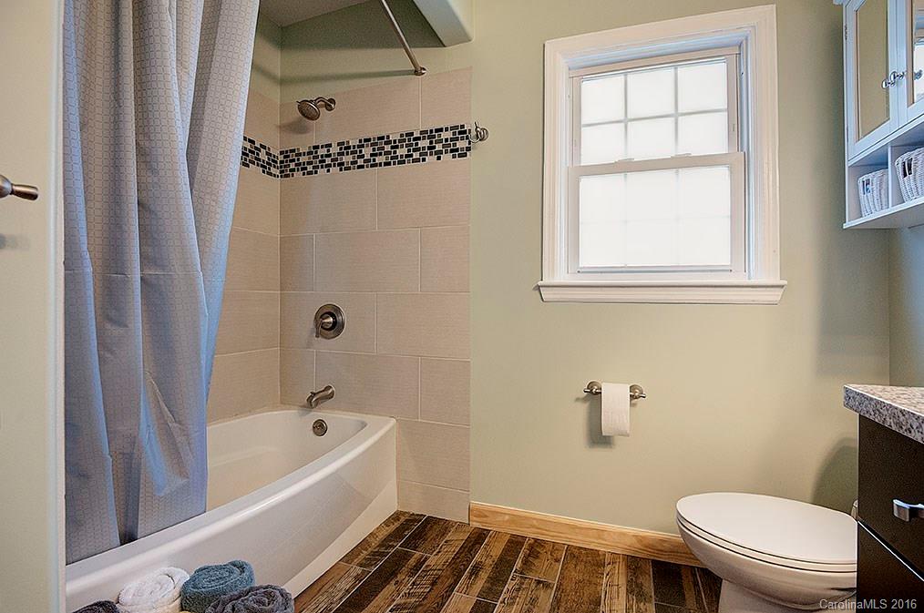 763 Asbury Road Candler NC 28715