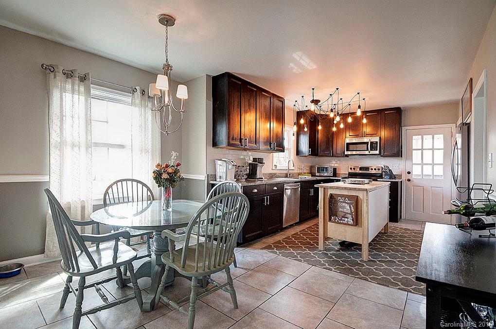 763 Asbury Road Candler NC 28715