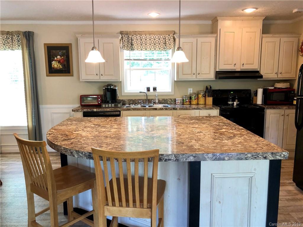 5 Mclean Road Weaverville NC 28787