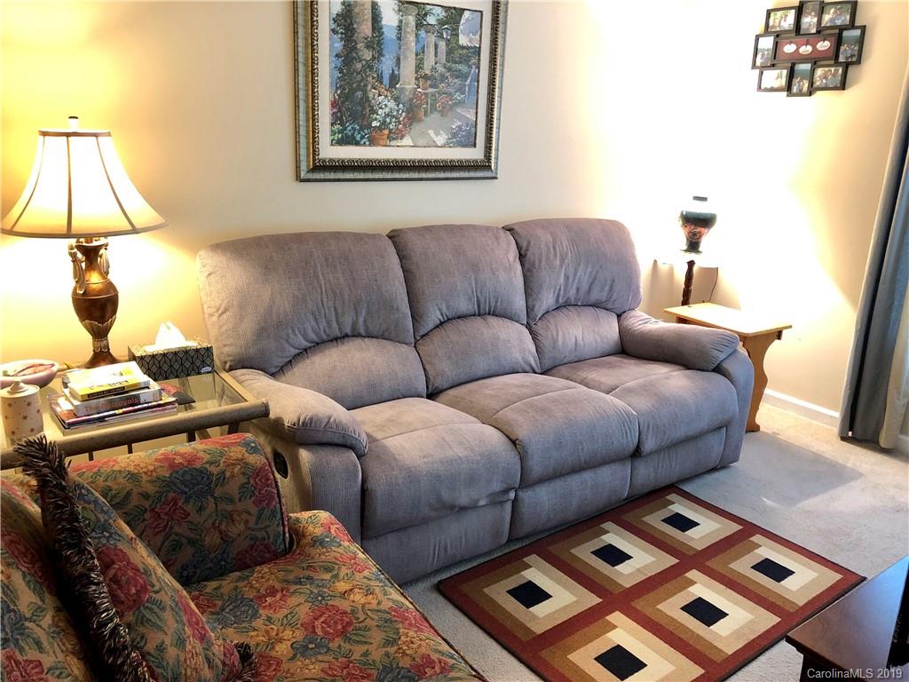 5 Mclean Road Weaverville NC 28787