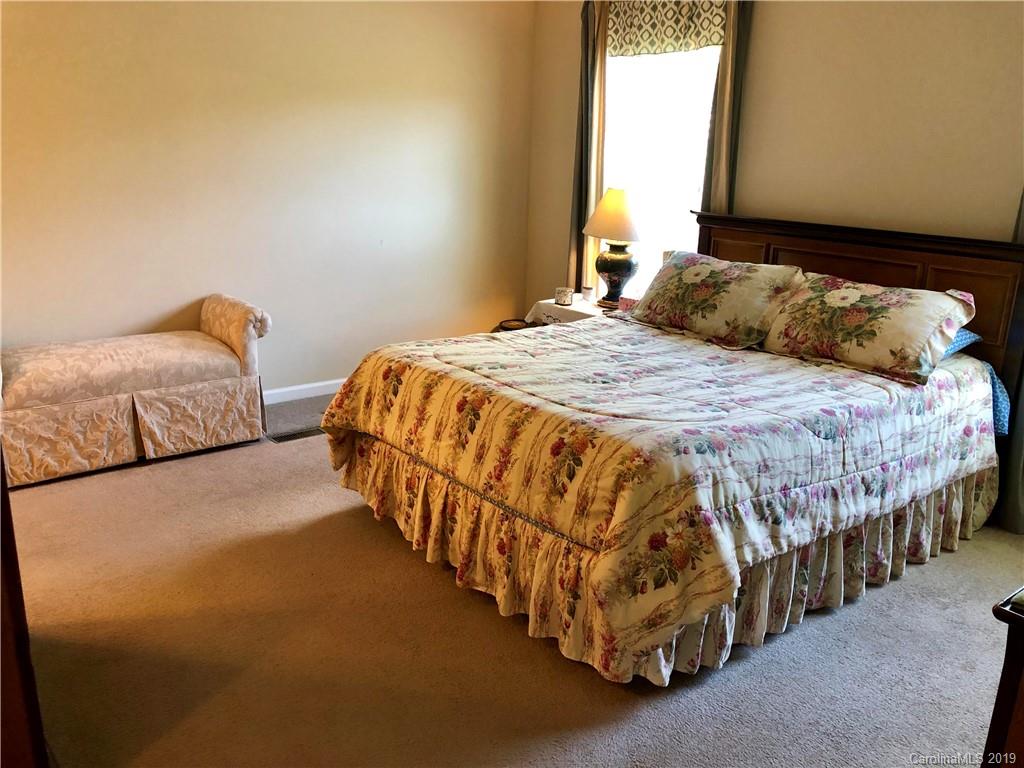5 Mclean Road Weaverville NC 28787