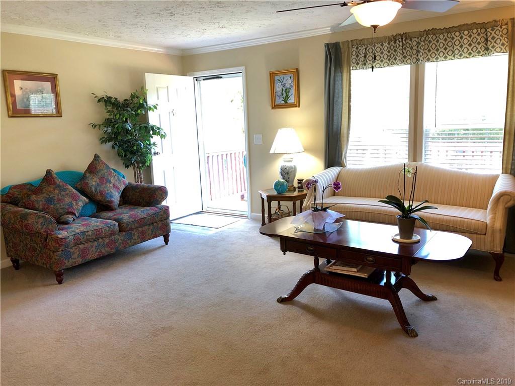 5 Mclean Road Weaverville NC 28787
