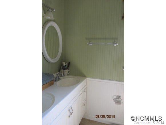 3 Bear Knoll Drive Asheville NC 28805
