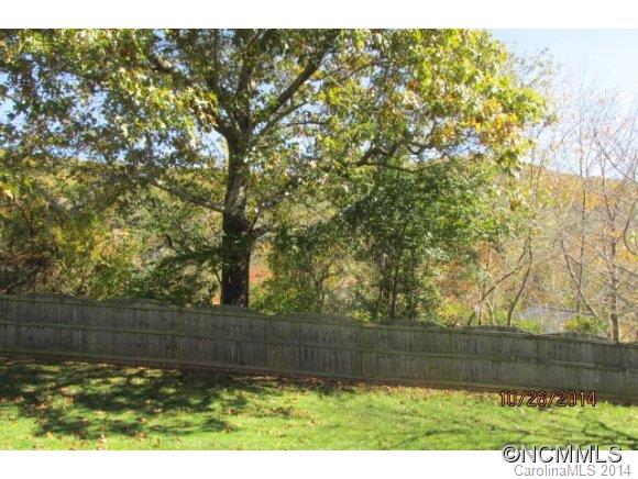 3 Bear Knoll Drive Asheville NC 28805