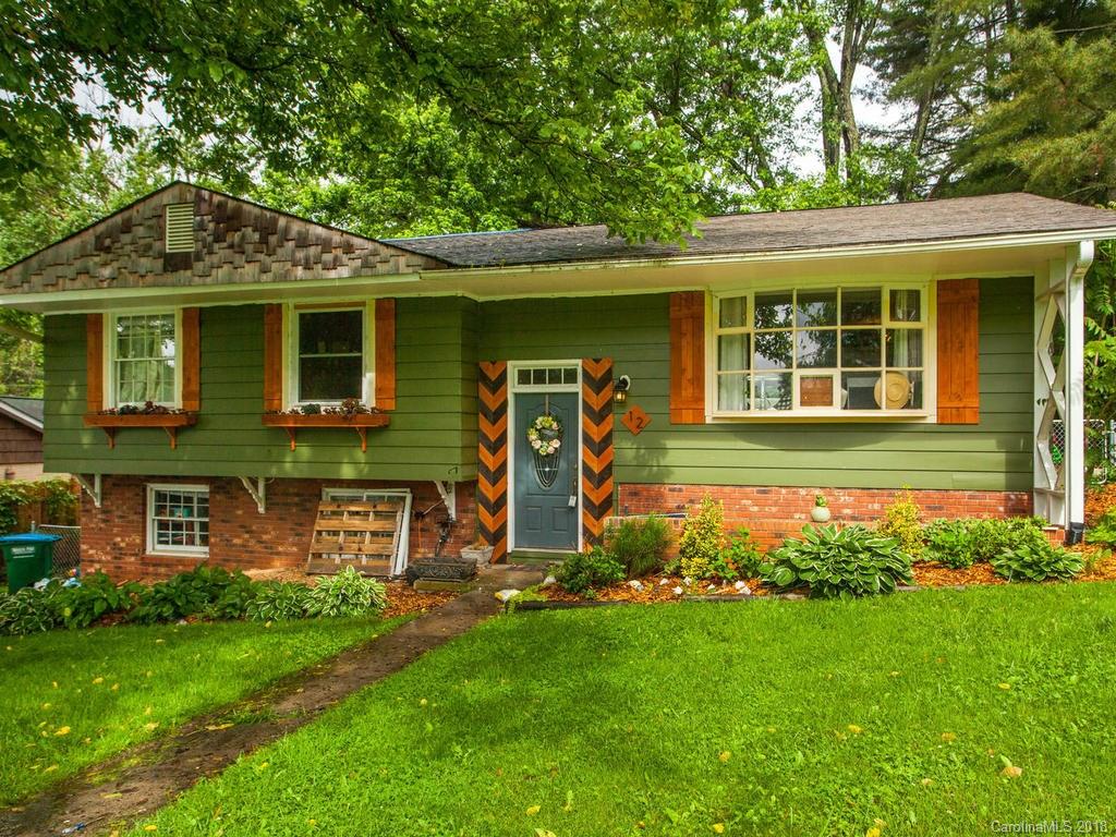 12 Oak Leaf Lane Arden NC 28704