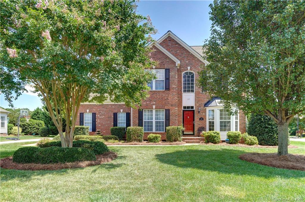 127 Corona Circle Mooresville NC 28117