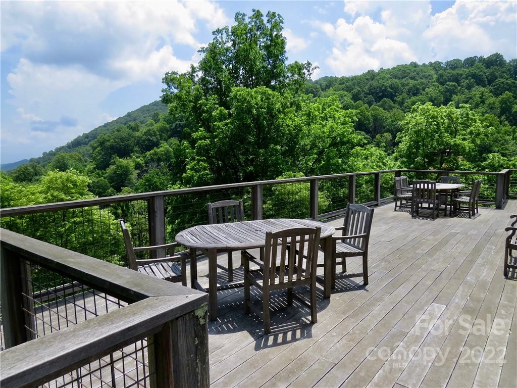 492 Freemont Drive Leicester NC 28748