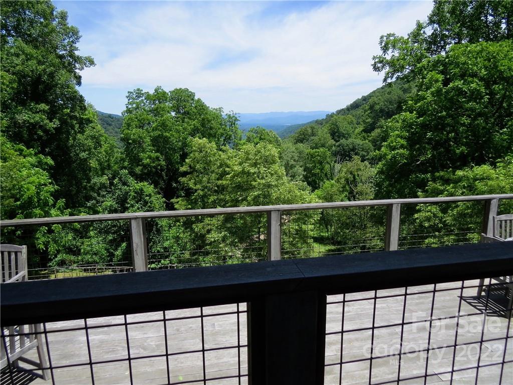 492 Freemont Drive Leicester NC 28748