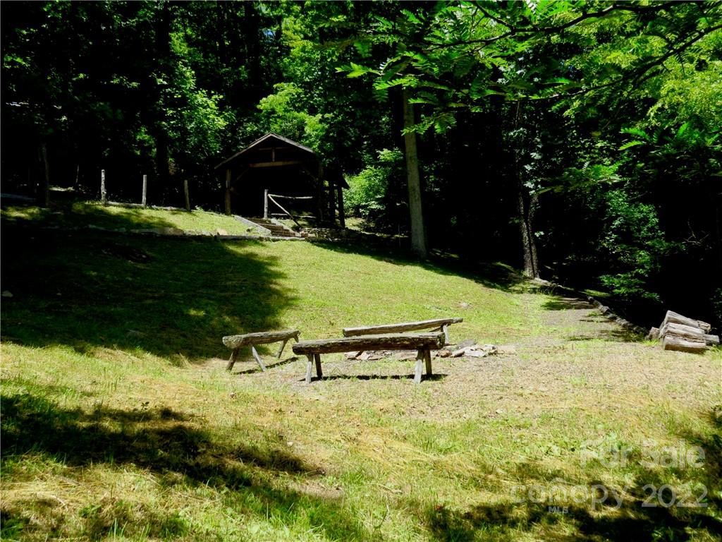 492 Freemont Drive Leicester NC 28748