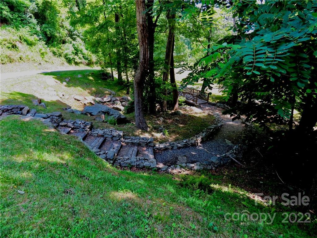 492 Freemont Drive Leicester NC 28748