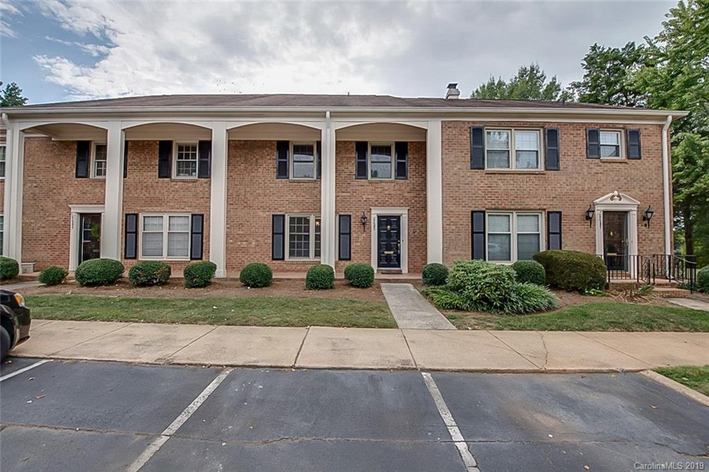6685 Bunker Hill Circle Charlotte NC 28210