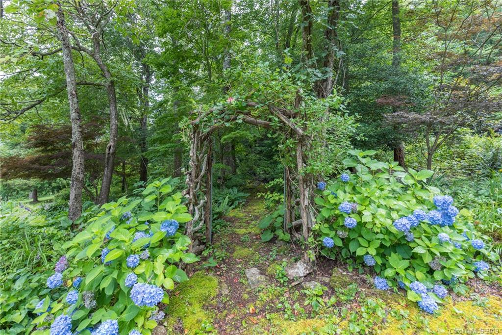 58 Reed Road Fairview NC 28730