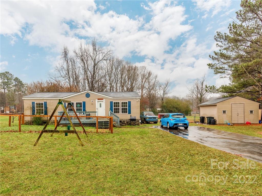 1253 Meadowland Drive Lincolnton NC 28092