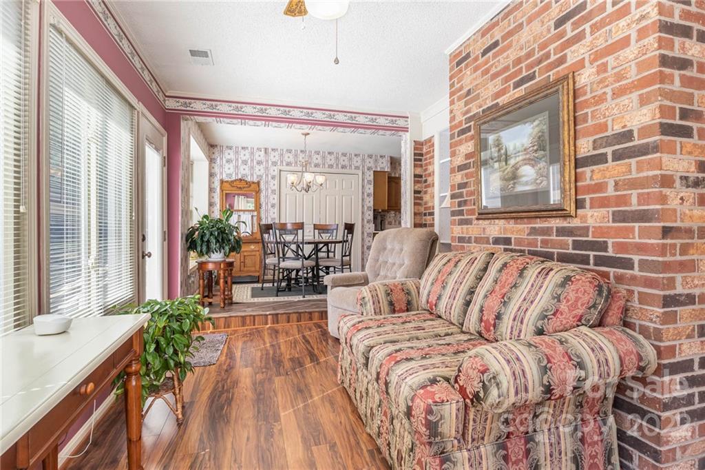 7538 Fox Hunt Road Charlotte NC 28212