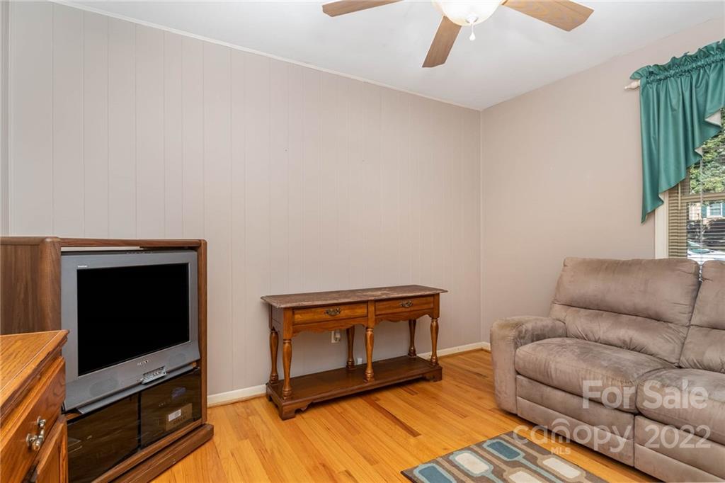 7538 Fox Hunt Road Charlotte NC 28212