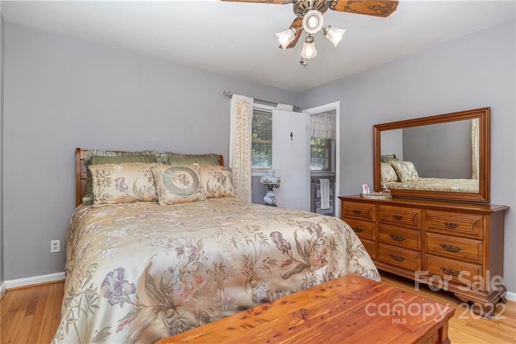 7538 Fox Hunt Road Charlotte NC 28212