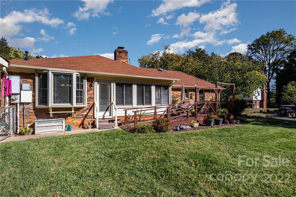 7538 Fox Hunt Road Charlotte NC 28212