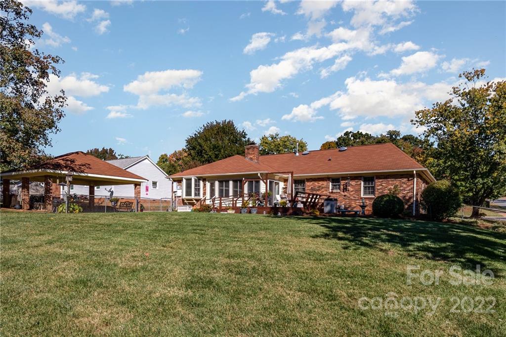 7538 Fox Hunt Road Charlotte NC 28212