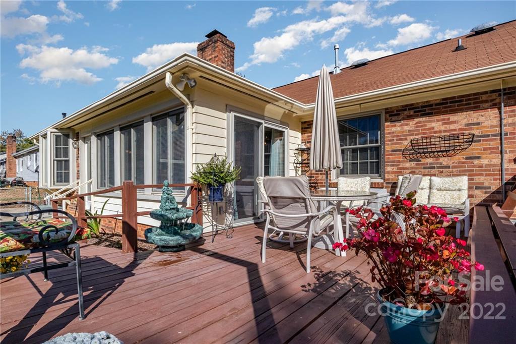 7538 Fox Hunt Road Charlotte NC 28212