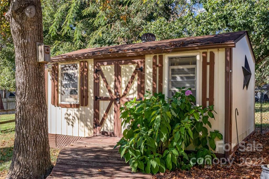 7538 Fox Hunt Road Charlotte NC 28212