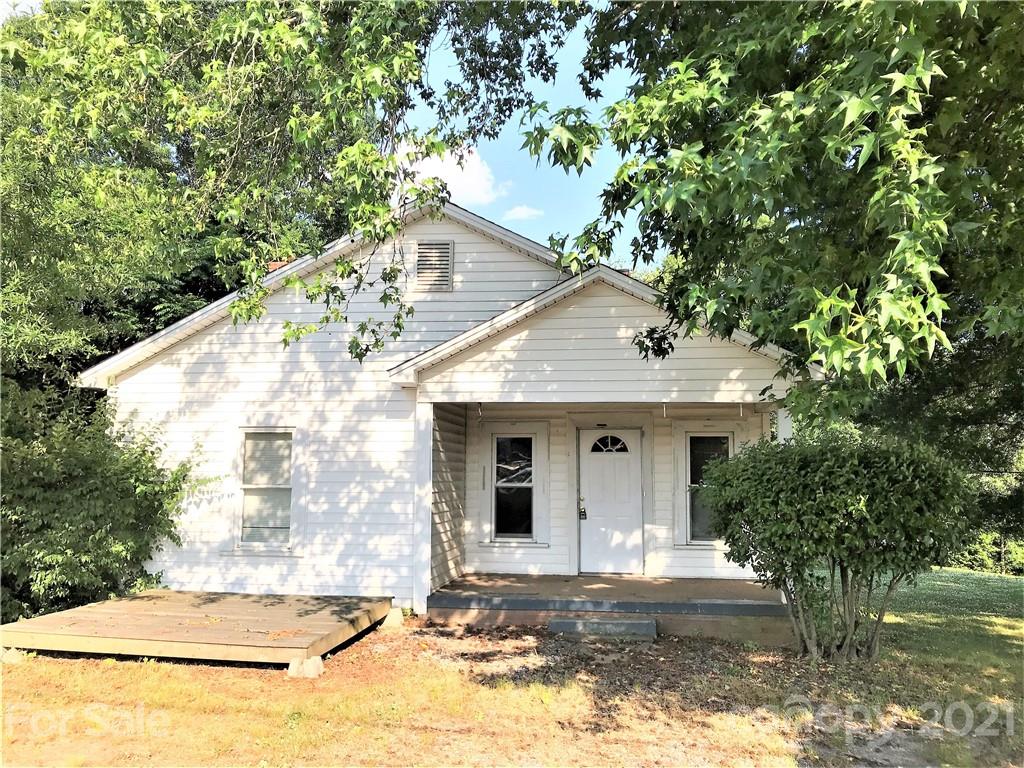 1460 17th Street NE Hickory NC 28601