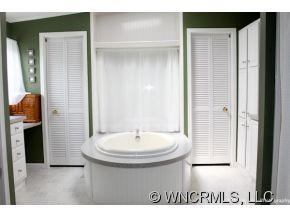 41 Kema Road Swannanoa NC 28778