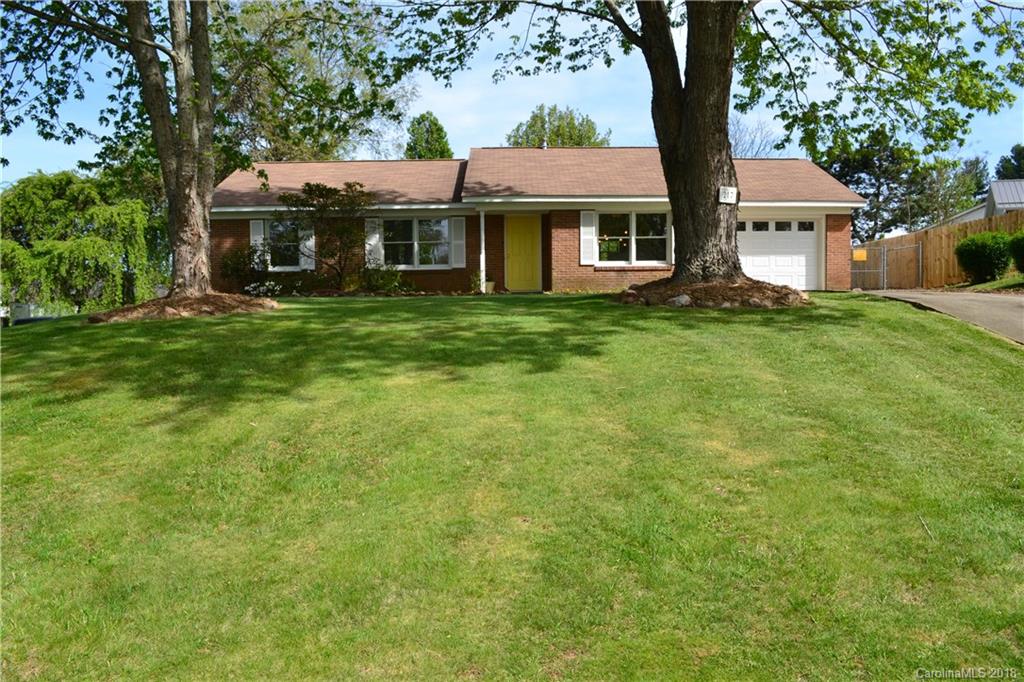 217 Scottlynn Drive Asheville NC 28806
