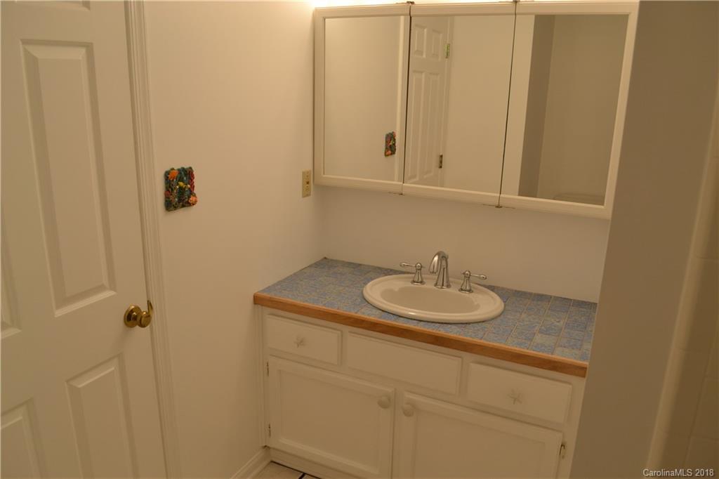 217 Scottlynn Drive Asheville NC 28806