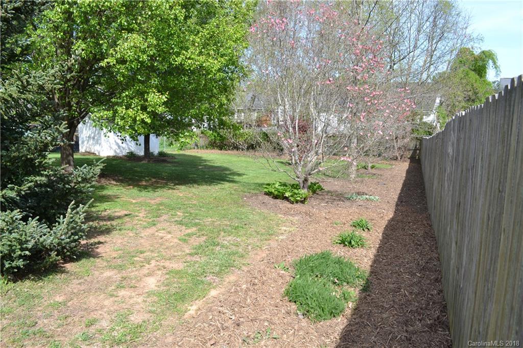 217 Scottlynn Drive Asheville NC 28806