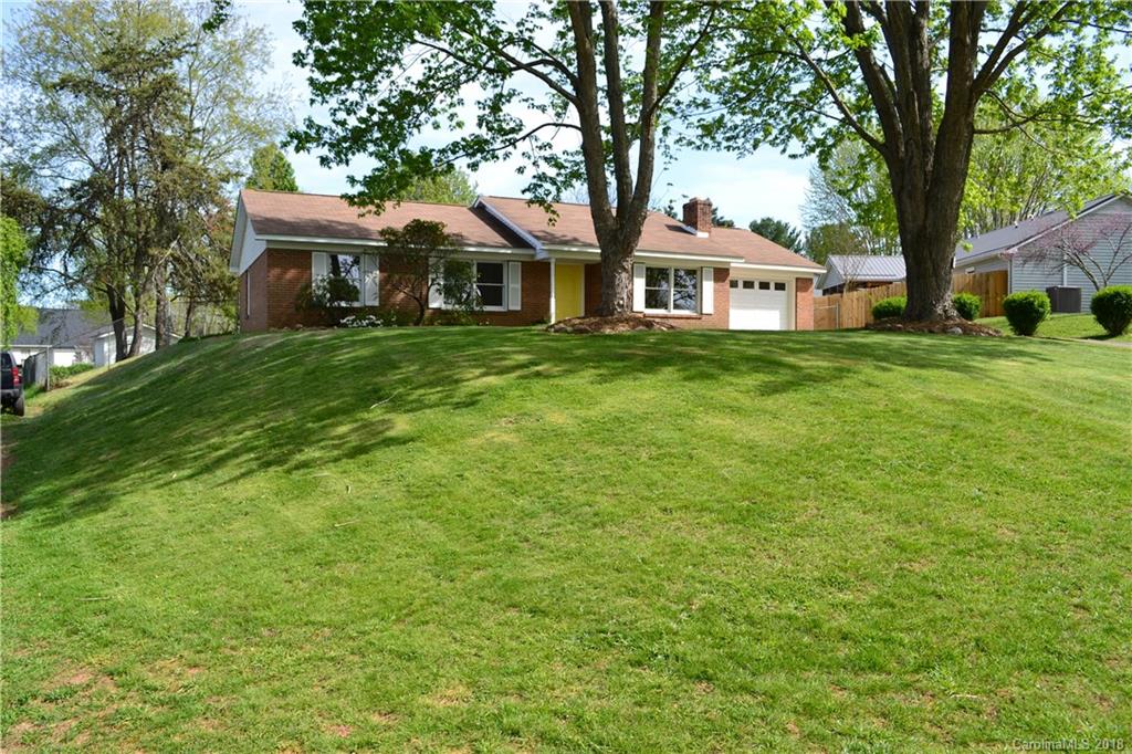217 Scottlynn Drive Asheville NC 28806
