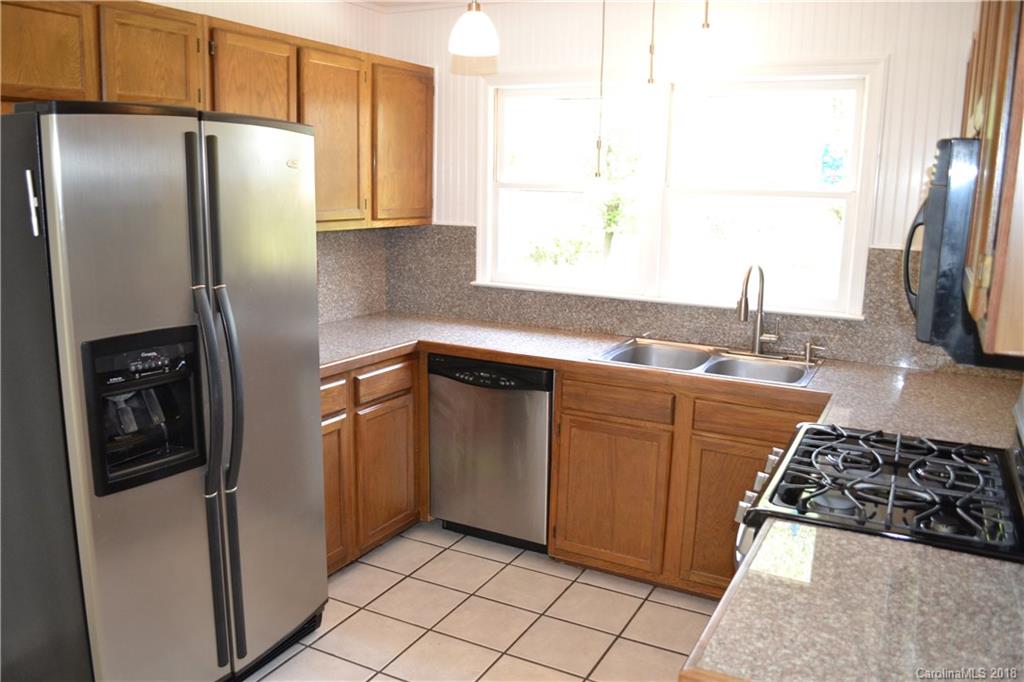 217 Scottlynn Drive Asheville NC 28806
